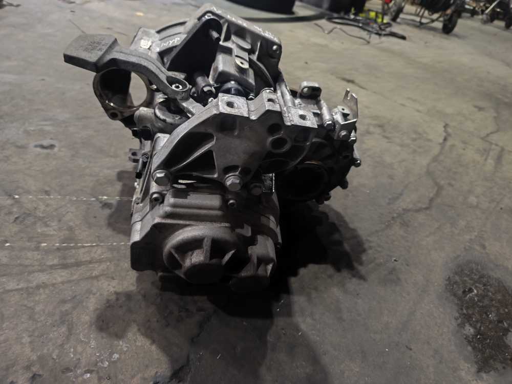 BOITE DE VITESSE VW/AUDI/SEAT/SKODA 1.6TDI CODE: MYP - Vue 4